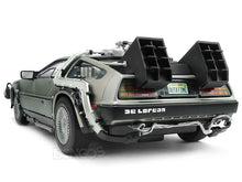 Load image into Gallery viewer, Delorean &quot;Back To The Future Pt1&quot; 1:18 Scale - SunStar Diecast Model Car
