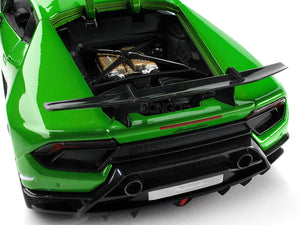 Lamborghini Huracan (Huracíçn) Performante LP640-4 1:18 Scale - Maisto Diecast Model Car (Green)