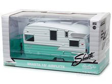 Load image into Gallery viewer, Shasta 15&#39; AIRFLYTE Caravan Trailer 1:24 Scale - Greenlight Diecast Model (Green)