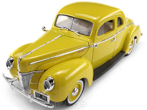 1940 Ford Deluxe Coupe 1:18 Scale - MotorMax Diecast Model Car (Yellow)