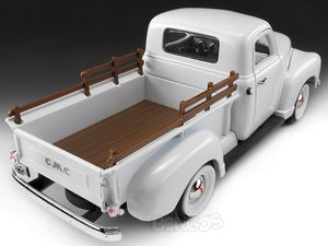 1950 GMC 150 Pickup 1:18 Scale - Yatming Diecast Model Car (White)