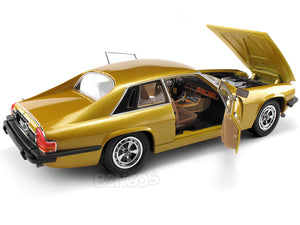 1975 Jaguar XJS Coupe 1:18 Scale - Yatming Diecast Model Car (Gold)