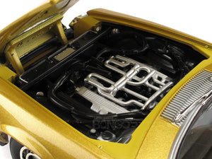 1975 Jaguar XJS Coupe 1:18 Scale - Yatming Diecast Model Car (Gold)