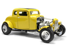 Load image into Gallery viewer, 1932 Ford Coupe &quot;American Graffiti - Look-a-Like&quot; 1:18 Scale - MotorMax Diecast Model Car (Yellow)