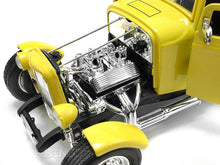 Load image into Gallery viewer, 1932 Ford Coupe &quot;American Graffiti - Look-a-Like&quot; 1:18 Scale - MotorMax Diecast Model Car (Yellow)