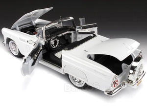 1956 Ford Thunderbird Roadster 1:18 Scale - MotorMax Diecast Model Car (White)