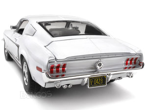 1968 Ford Mustang GT 428 "Cobra Jet" 1:18 Scale - Maisto Diecast Model Car (White)