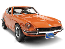 Load image into Gallery viewer, 1971 Datsun 240Z 1:18 Scale - Maisto Diecast Model Car (Orange)