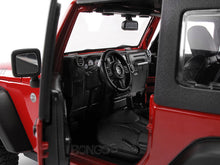 Load image into Gallery viewer, Jeep Wrangler JK Safari 1:18 Scale - Maisto Diecast Model Car (Red)
