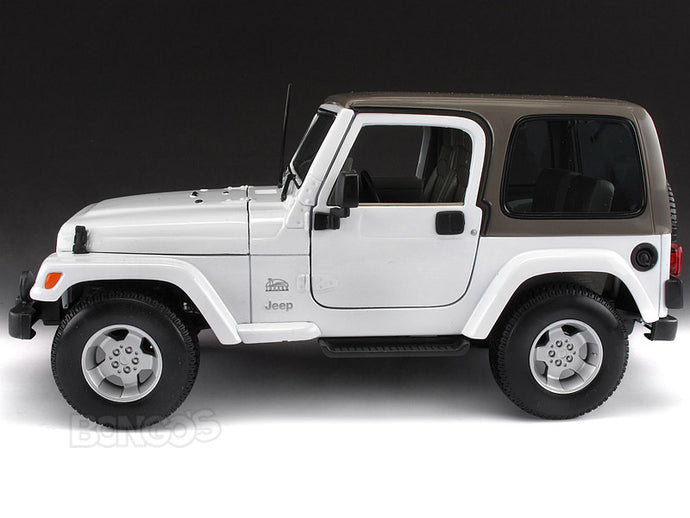 Jeep Wrangler TJ Safari 1:18 Scale - Maisto Diecast Model Car (White)