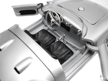 Load image into Gallery viewer, Porsche 550 Spyder 1:18 Scale - Maisto Diecast Model Car (Silver)