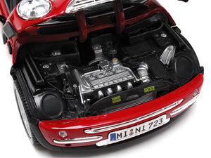 2003 Mini Cooper 1:18 Scale - Maisto Diecast Model Car (Red)