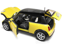 Load image into Gallery viewer, 2003 Mini Cooper 1:18 Scale - Maisto Diecast Model (Yellow)