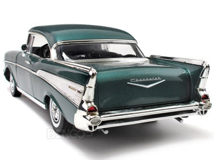 1957 Chevy Bel Air 1:18 Scale - MotorMax Diecast Model Car (Green)