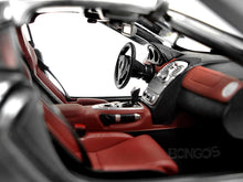 Load image into Gallery viewer, Mercedes-Benz SLR McLaren 1:18 Scale - Maisto Diecast Model Car (Grey)