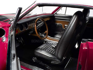 1970 Dodge Charger R/T SE 440 "Class of 1970" 1:18 Scale - AutoWorld Diecast Model Car