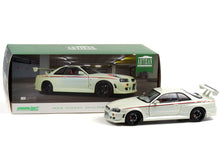 Load image into Gallery viewer, 1999 Nissan Skyline R34 GT-R (BNR34) 1:18 Scale - Greenlight Diecast Model  (White)