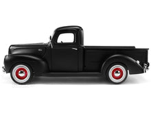 Load image into Gallery viewer, 1940 Ford Pickup 1:18 Scale - MotorMax Diecast Model Car (Matt Black)