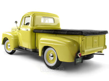 Load image into Gallery viewer, 1948 Ford F-1 Pickup 1:18 Scale - Yatming Diecast Model Car (Yellow)