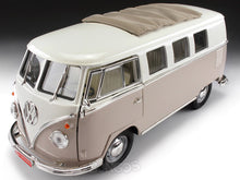 Load image into Gallery viewer, 1962 VW Microbus &quot;Kombi&quot; 1:18 Scale - Yatming Diecast Model Car (Taupe)