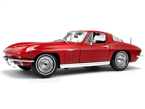 1965 Chevy Corvette Stingray 1:18 Scale - Maisto Diecast Model Car (Red)