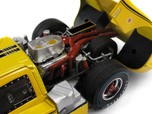 Load image into Gallery viewer, 1967 Ford GT-40 (GT40) Mk IV 1:18 Scale - Shelby Collectables Diecast Model Car (Yellow)