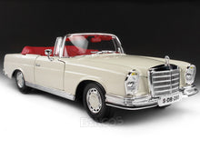 Load image into Gallery viewer, 1967 Mercedes-Benz 280 SE Cabriolet 1:18 Scale - Maisto Diecast Model (Cream)