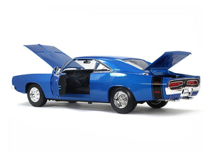 1969 Dodge Charger R/T 1:18 Scale - Maisto Diecast Model Car (Blue)