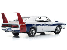 Load image into Gallery viewer, 1969 Dodge Charger Daytona 1:18 Scale LA &amp; Orange County Dealer - AutoWorld Diecast Car