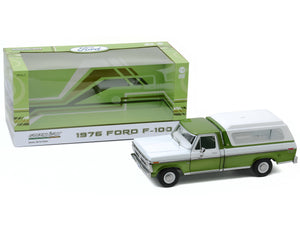 1976 Ford F-100 Ranger w/ Canopy Pickup 1:18 Scale - Greenlight Diecast Model Car (Green)