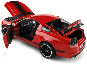 2013 Ford Mustang Boss 302 1:18 Scale - Shelby Collectables Diecast Model Car (Red)