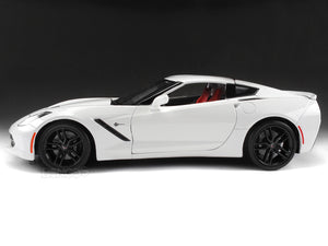2014 Chevy Corvette (C7) Stingray Z51 1:18 Scale - Maisto Diecast Model Car (White)