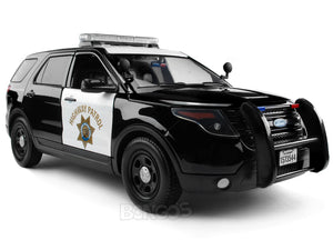 2015 Ford Police Interceptor Utility "California Highway Patrol" 1:18 Scale - MotorMax Diecast Model Car (B/W)