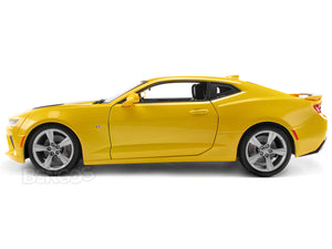 2016 Chevy Camaro SS 1:18 Scale - Maisto Diecast Model Car (Yellow)