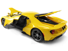 Load image into Gallery viewer, 2017 Ford GT 1:18 Scale - Maisto Diecast Model Car (Yellow)
