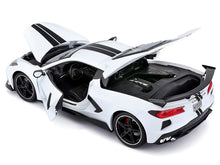 Load image into Gallery viewer, 2020 Chevy Corvette Stingray C8 1:18 Scale - Maisto Diecast Model (White)