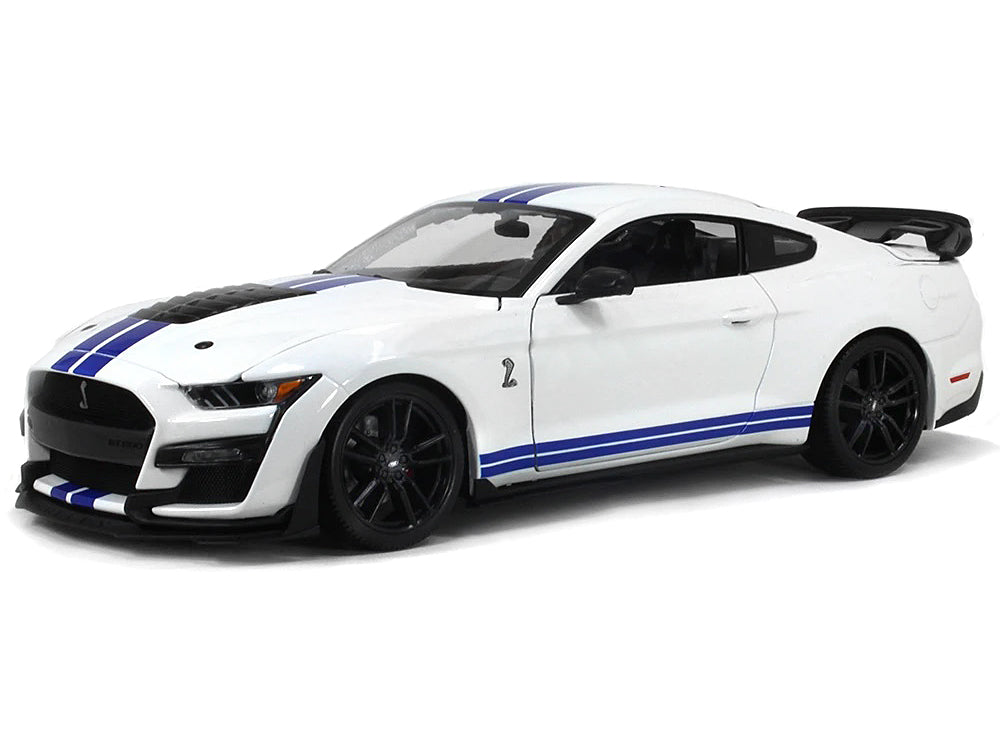 2020 Shelby GT500 Mustang 1:18 Scale - Maisto Diecast Model Car (White)