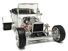 Load image into Gallery viewer, 1923 Ford Model T &quot;T-Bucket&quot; 1:18 Scale - Yatming Diecast Model Car (White)