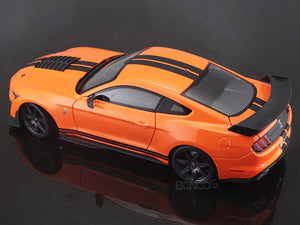 2020 Shelby GT500 Mustang 1:18 Scale - Maisto Diecast Model Car