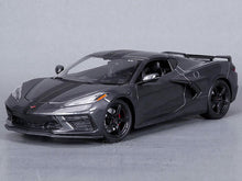 Load image into Gallery viewer, 2020 Chevy Corvette Stingray C8 1:18 Scale - Maisto Diecast Model Car
