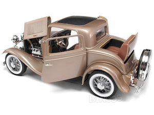 1932 Ford Coupe (3 Window) 1:18 Scale - Yatming Diecast Model Car (Champ)