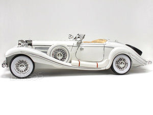 1936 Mercedes-Benz 500K Super-Roadster 1:18 Scale - Maisto Diecast Model Car (White)