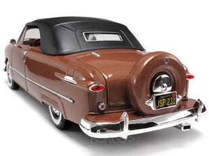1950 Ford Convertible (Top Up) 1:18 Scale - Maisto Diecast Model Car (Brown)