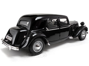 1952 Citroen 15CV 1:18 Scale - Maisto Diecast Model Car (Black)