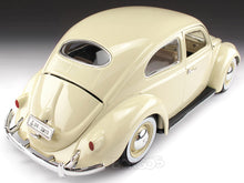 Load image into Gallery viewer, 1955 VW &quot;Kafer&quot; Beetle 1:18 Scale - Bburago Diecast Model Car (Cream)