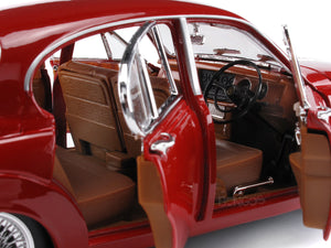 1959 Jaguar MkII 1:18 Scale - Bburago Diecast Model Car (Red)