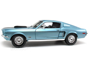1968 Ford Mustang GT 428 "Cobra Jet"1:18 Scale - Maisto Diecast Model Car (Blue)