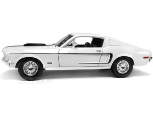 1968 Ford Mustang GT 428 "Cobra Jet" 1:18 Scale - Maisto Diecast Model Car (White)