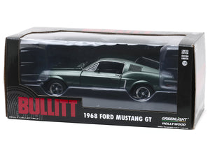 "BULLITT" 1968 Ford Mustang Fastback 1:24 Scale - Greenlight Diecast Model Car (Green)