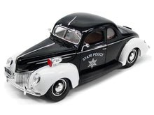 Load image into Gallery viewer, 1939 Ford Deluxe &quot;State Police&quot; Coupe 1:18 Scale - Maisto Diecast Model Car